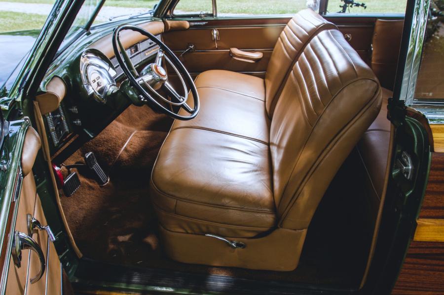 Интерьер Chrysler Town & Country Convertible (C46N) 1949 года  (фото 13 из 41)